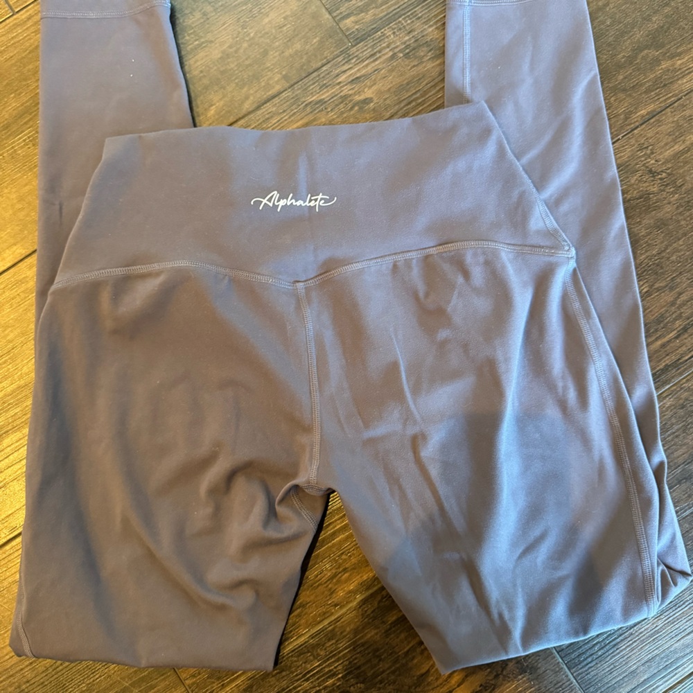 Alphalete Leggings
